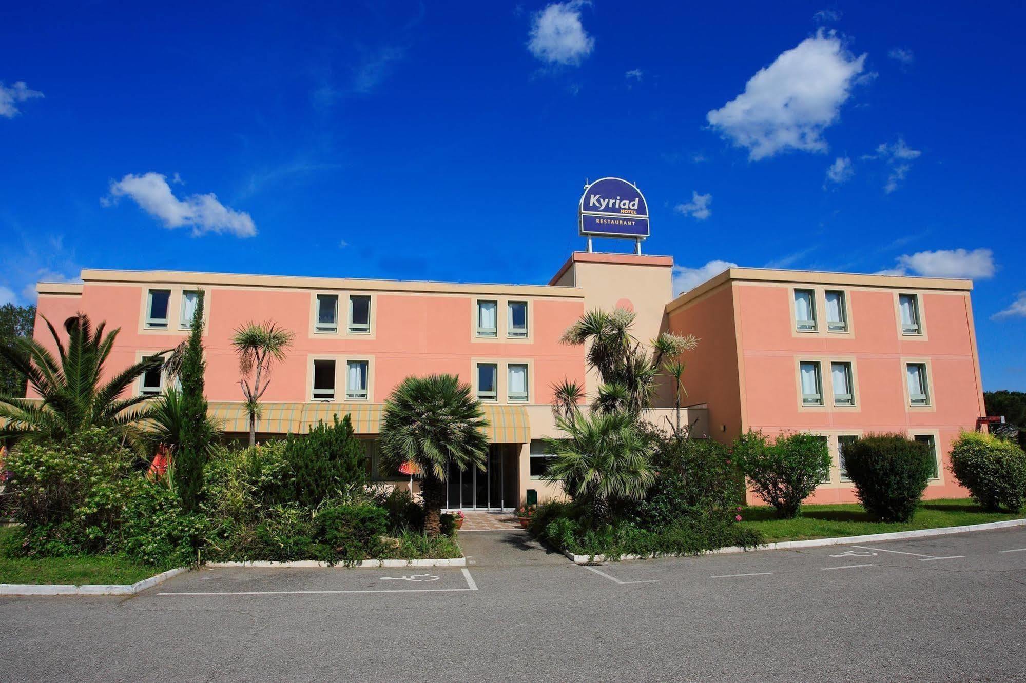 Brit Hotel Marseille Aéroport - A&S Mirabeau Exterior foto